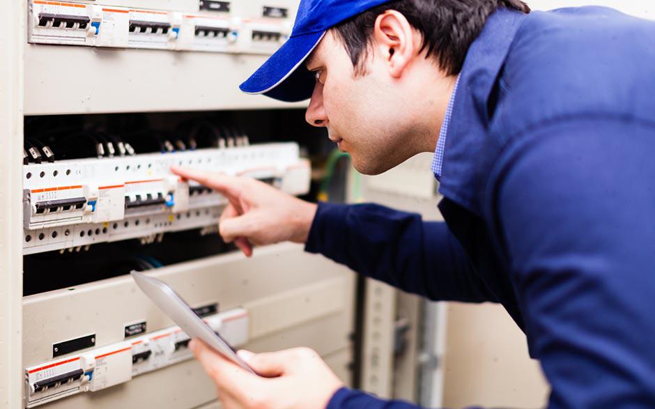 recherche électricien bâtiment Mériel